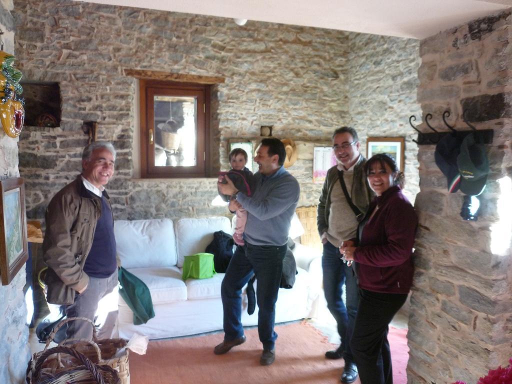 Rocca Del Vento Bed & Breakfast San Pantaleone Exterior photo