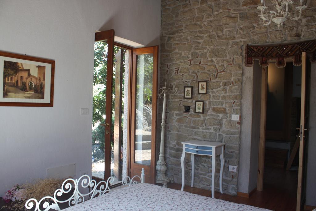 Rocca Del Vento Bed & Breakfast San Pantaleone Exterior photo